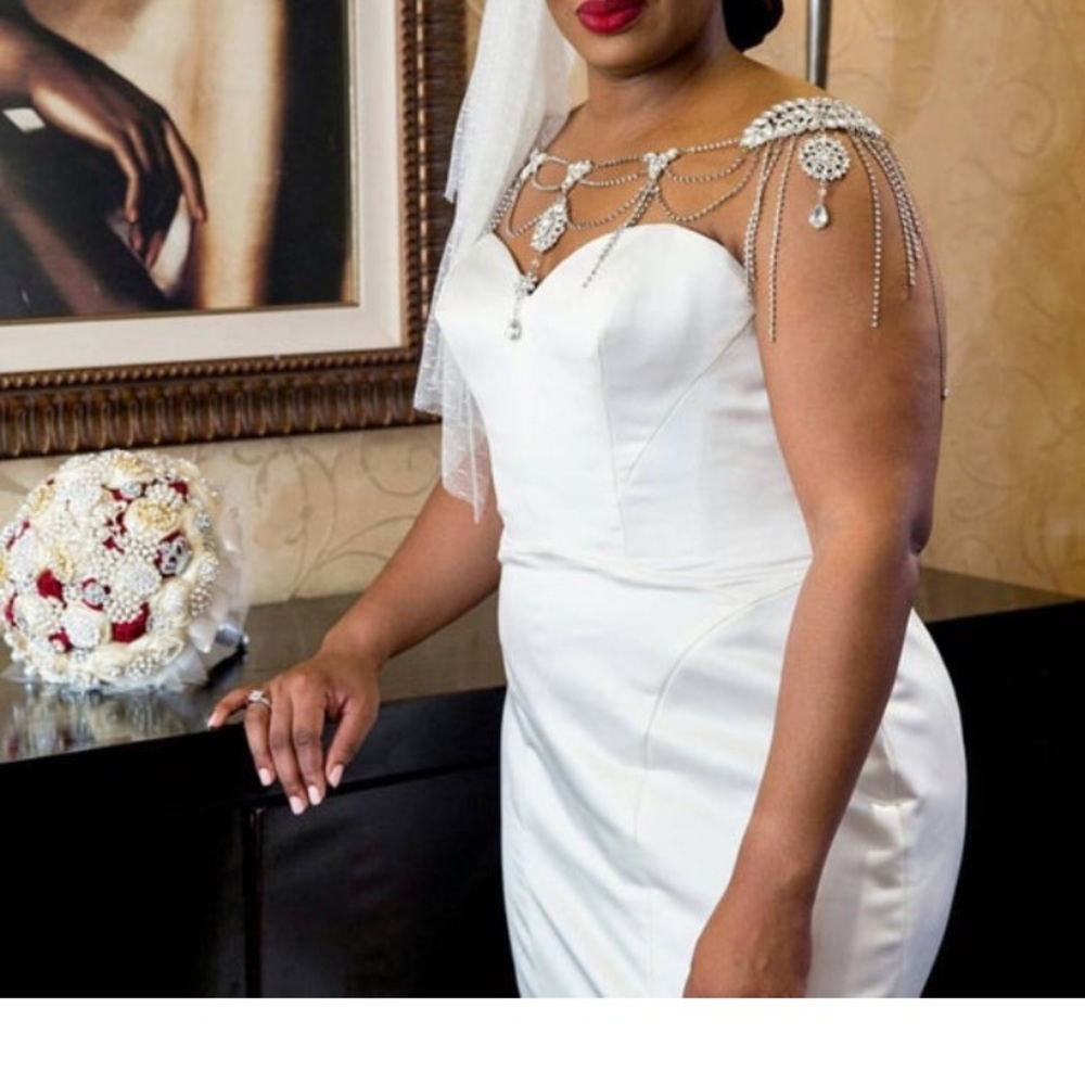 Rhinestone shoulder chain/ epaulette/ necklace